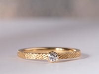 2mm Contour ring with 3mm diamond