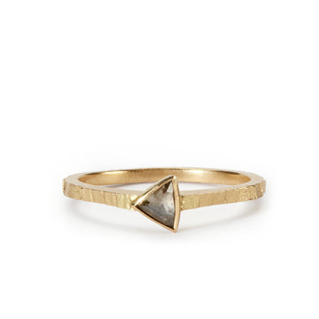 Single square band with triangular rose cut diamond