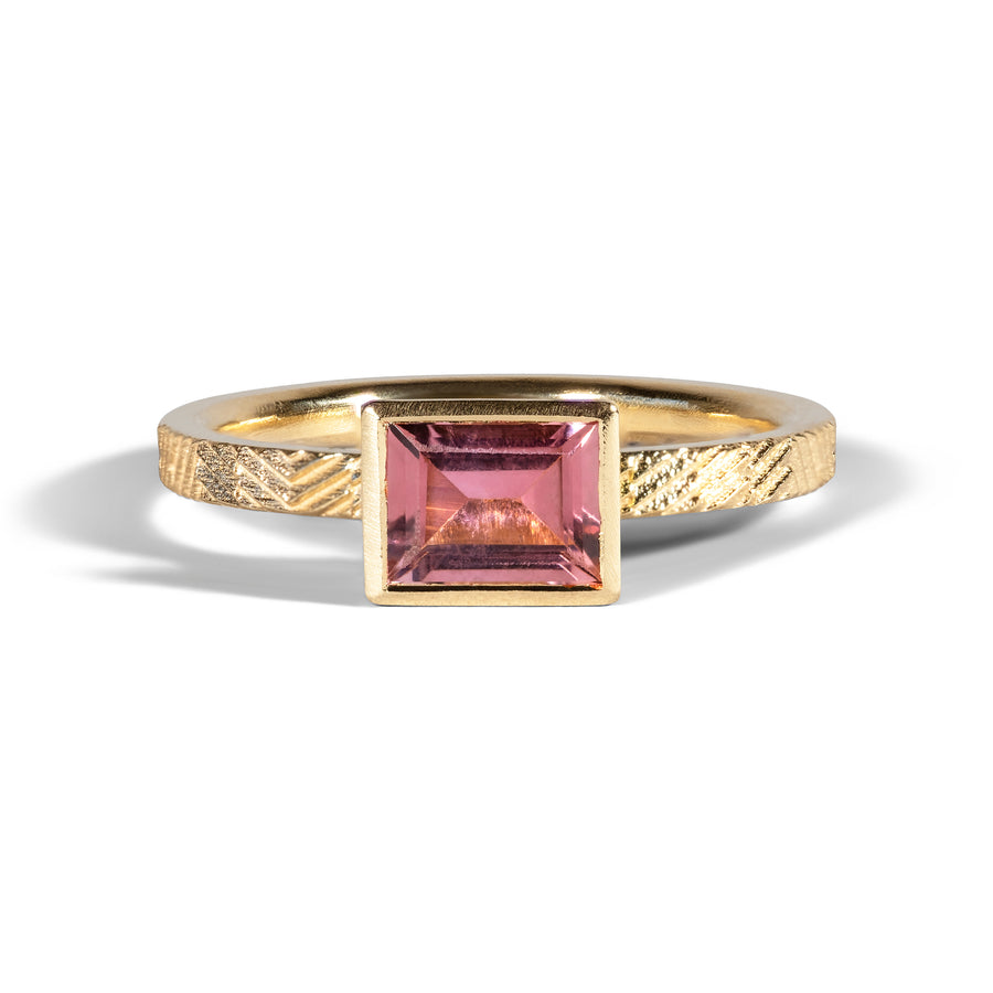 2mm contour ring with 6.5x5mm pale pink tourmaline