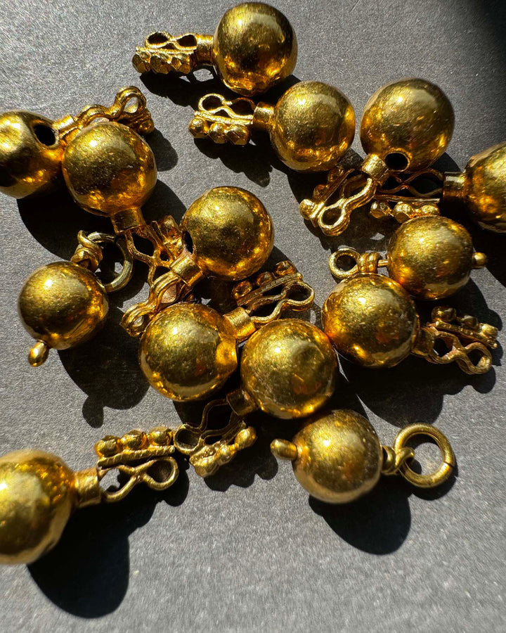 The tale of Maya's Indian Gold Beads
