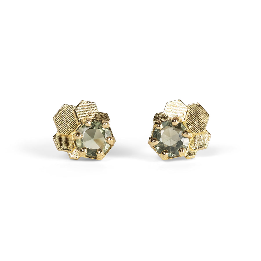 Mini chaos Hex fan stud earrings with green sapphires