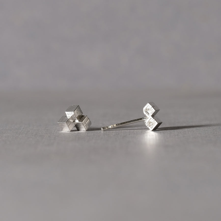 Cube studs sample (smaller)