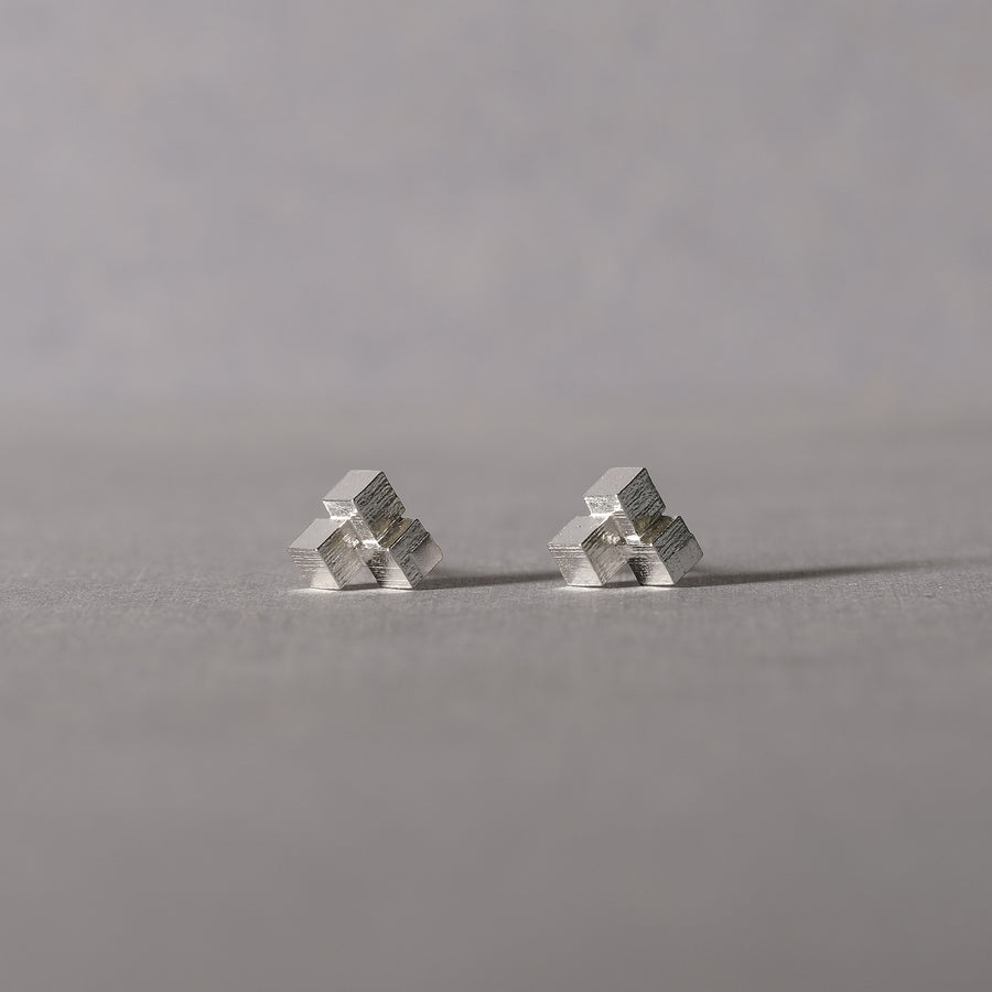 Cube studs sample (smaller)