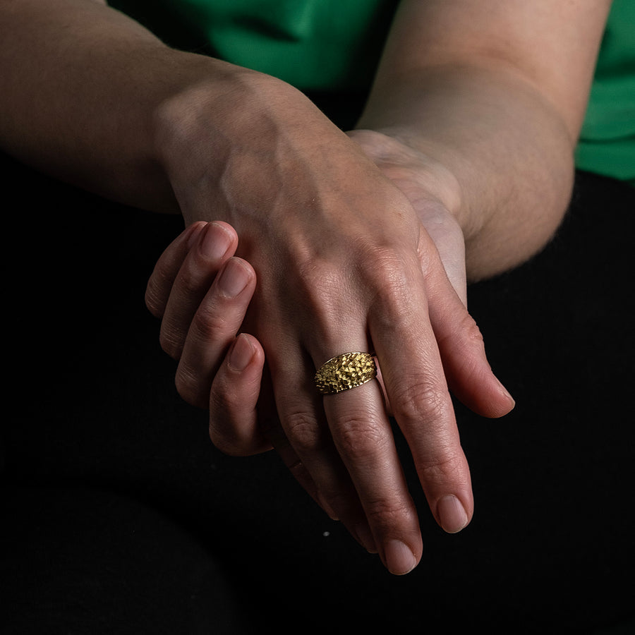 Tapered Asymetric Cube ring