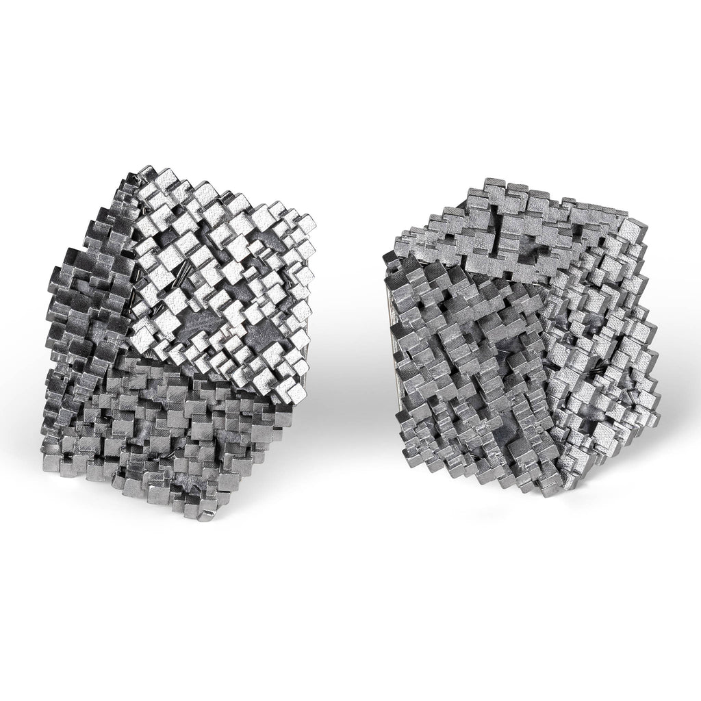 Large cubed clip earrings 