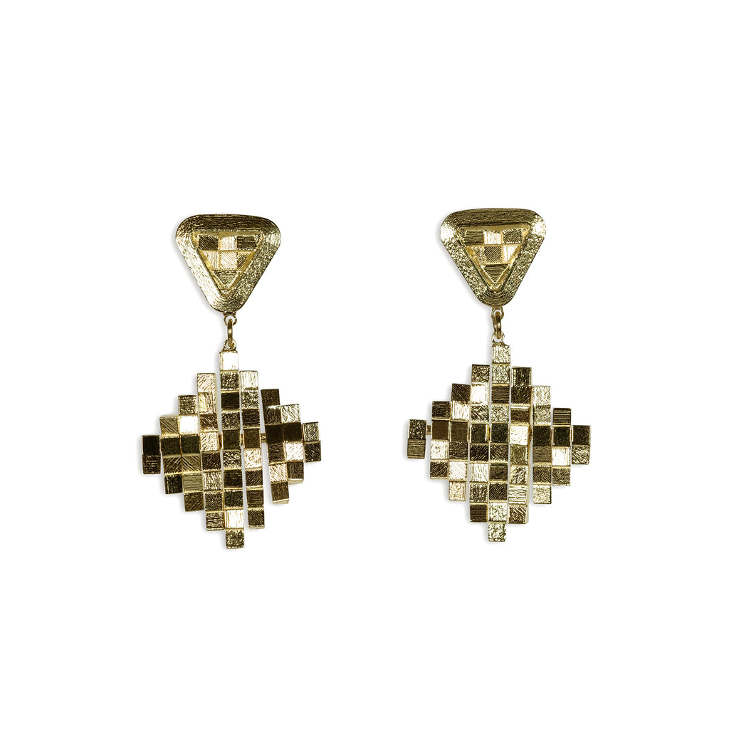 Medium diamond Stratus rain drop earrings