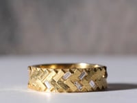 Double edged parquet band