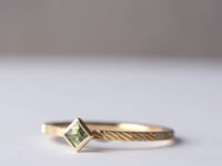 1.5mm Contour ring with 3mm square green sapphire