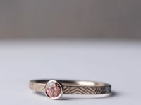 2mm Contour ring with peachy pink spinel