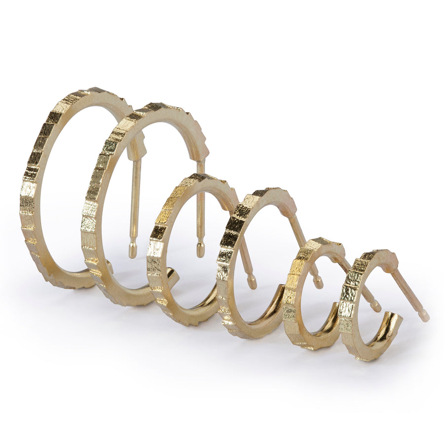 19mm single square hoop earrings