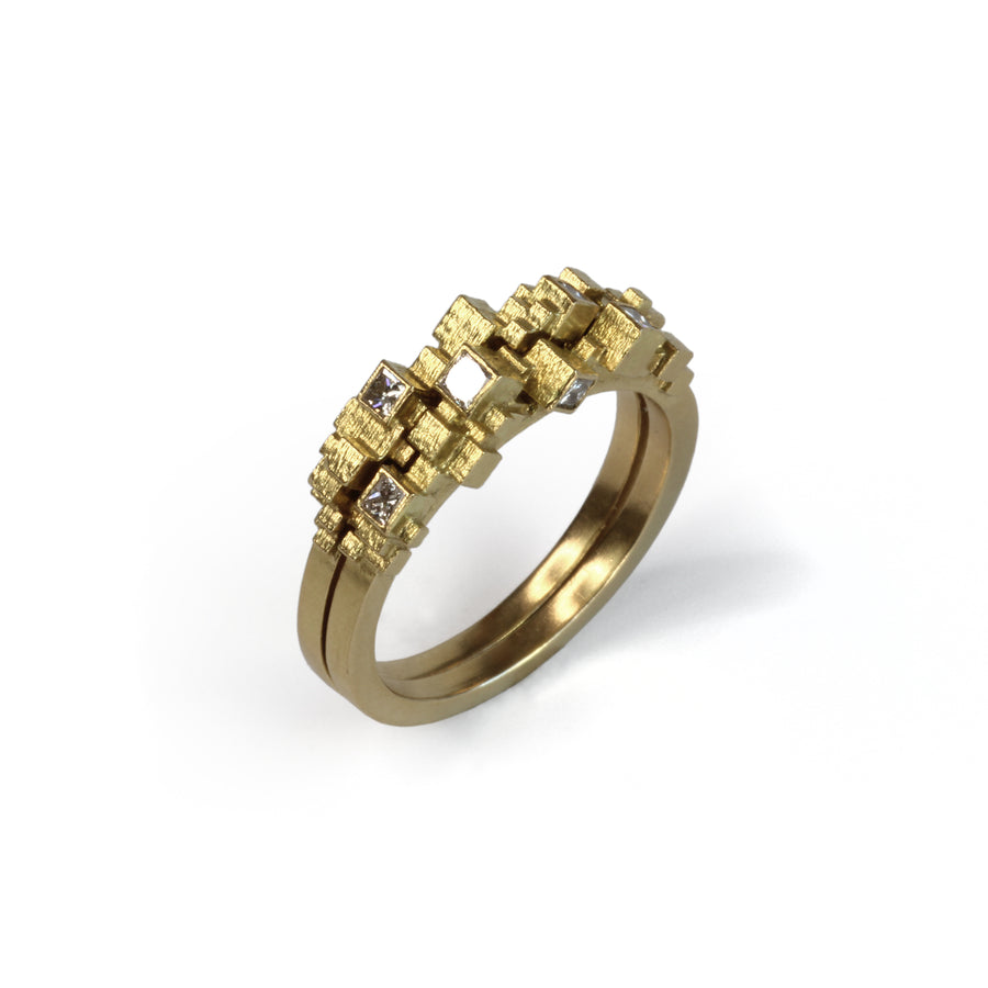 Medium cube stack ring set with 7 diamonds