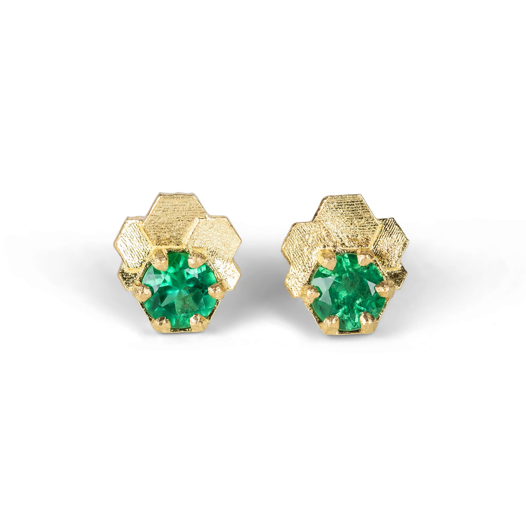 Mini Emerald chaos Hex fan stud earrings