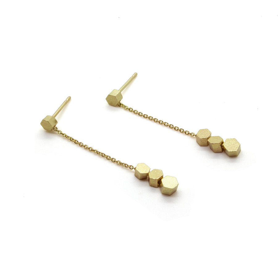 Short chain hex drop earrings