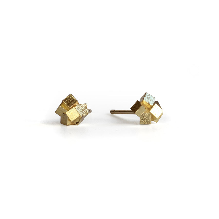 Cluster cube studs